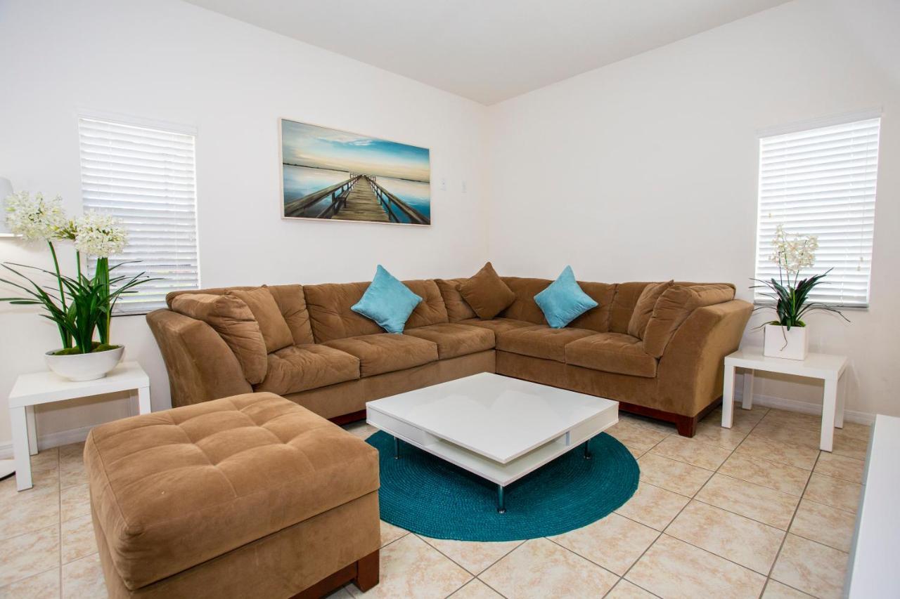 Four Bedrooms Townhouse 4563 كيسيمي المظهر الخارجي الصورة