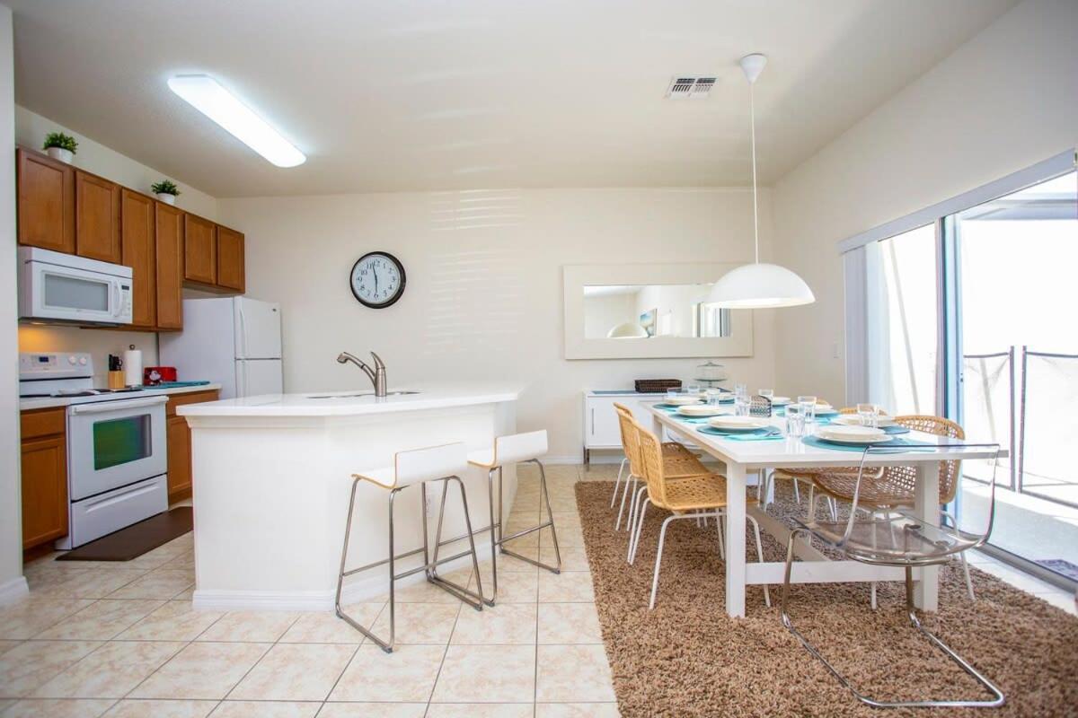 Four Bedrooms Townhouse 4563 كيسيمي المظهر الخارجي الصورة