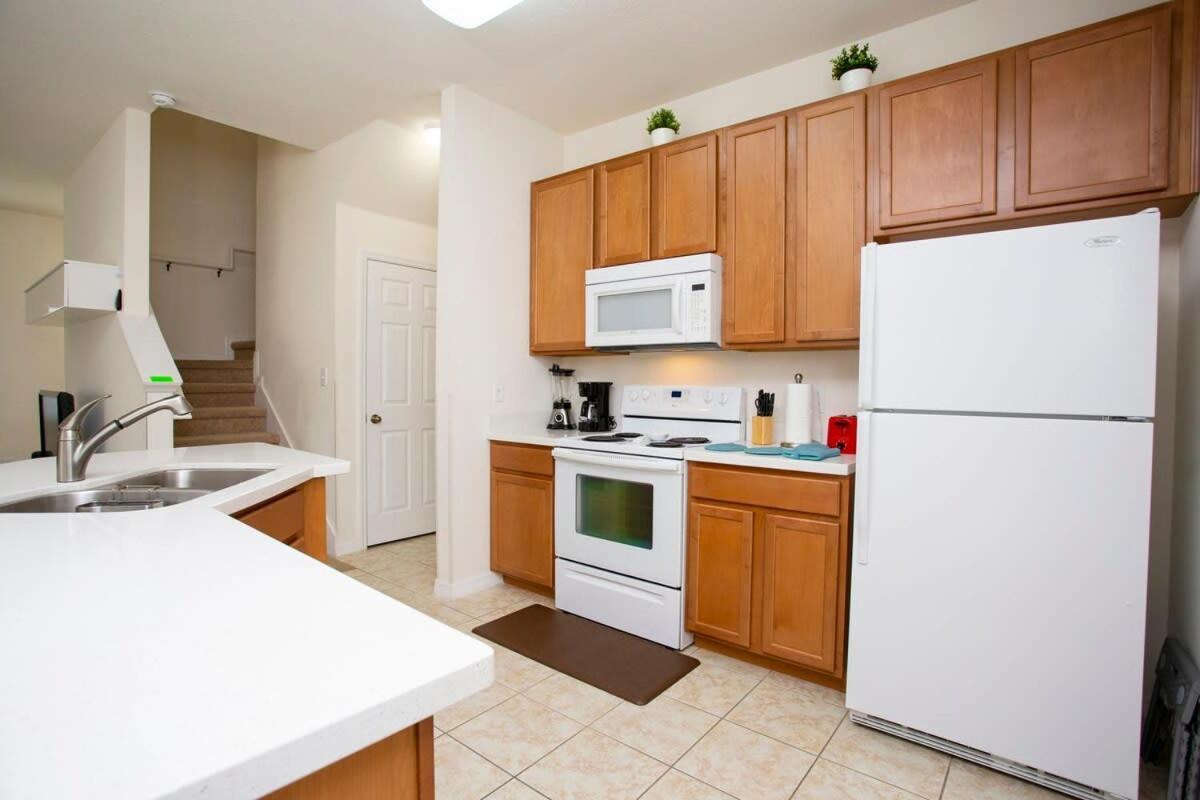 Four Bedrooms Townhouse 4563 كيسيمي المظهر الخارجي الصورة